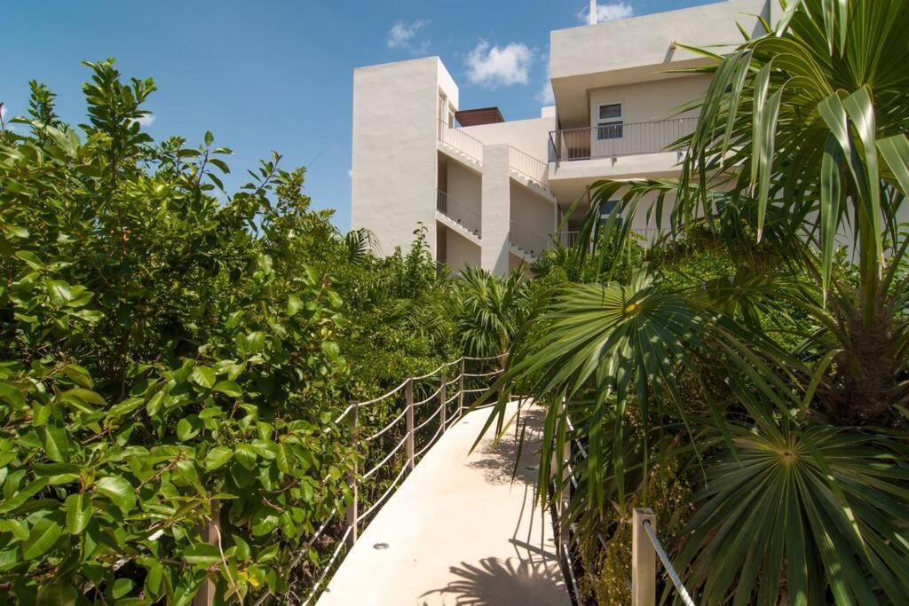 Ground Level Garden Condo At Akumal South By Tao Santamar Экстерьер фото